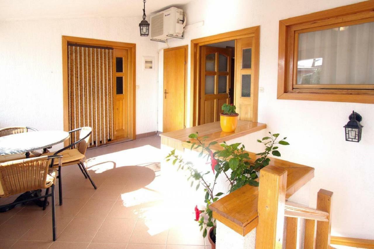 Apartments Branko Starigrad Paklenica Exteriör bild