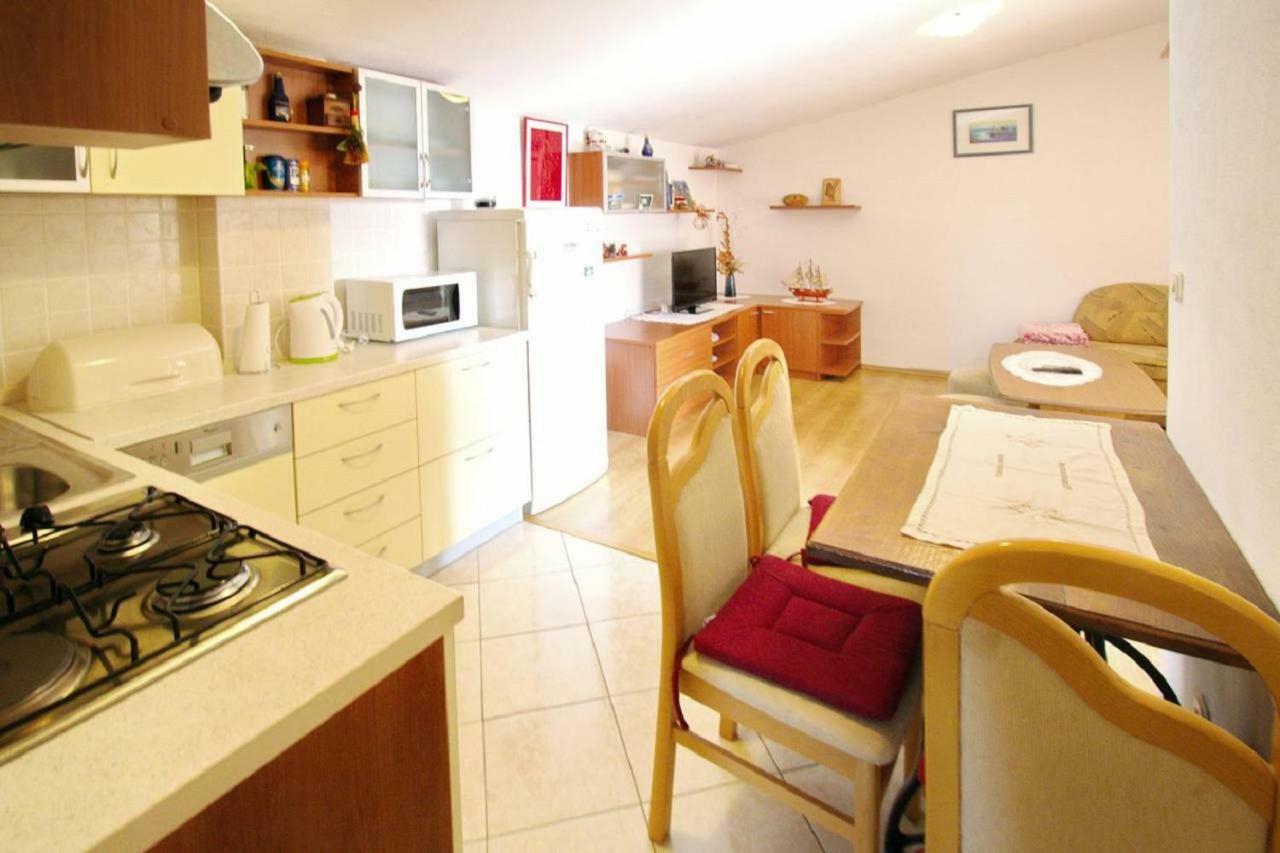 Apartments Branko Starigrad Paklenica Exteriör bild