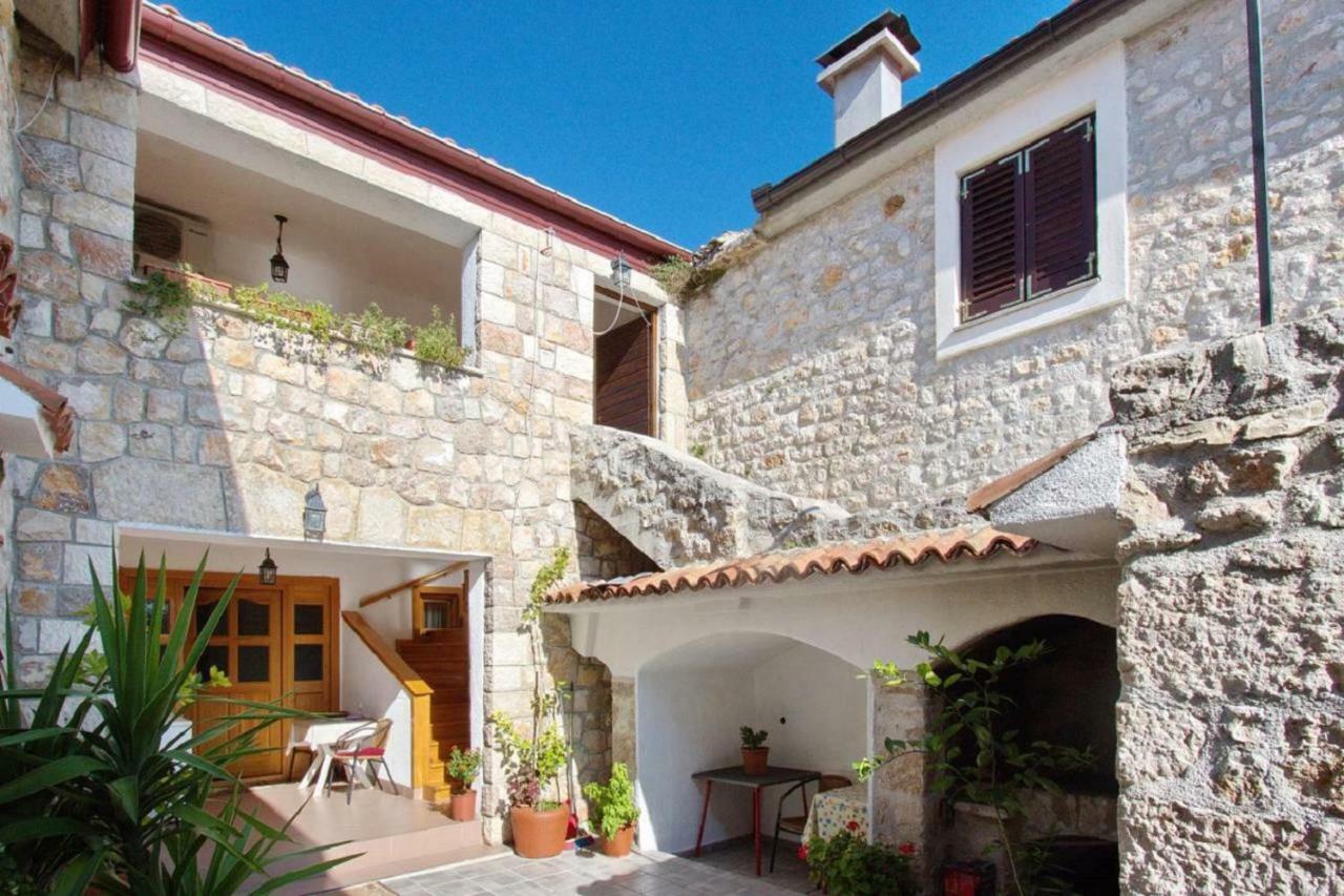 Apartments Branko Starigrad Paklenica Exteriör bild