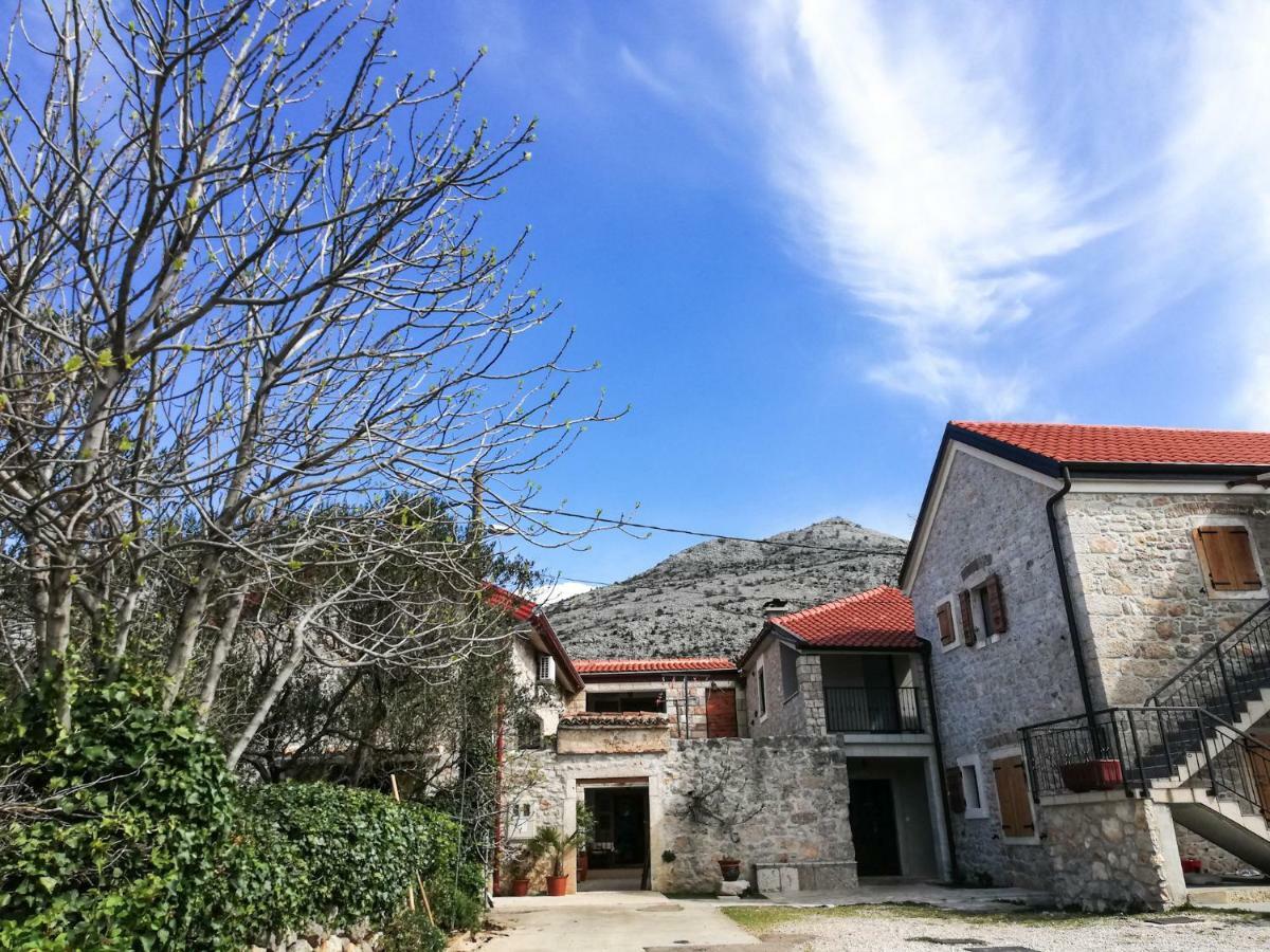 Apartments Branko Starigrad Paklenica Exteriör bild
