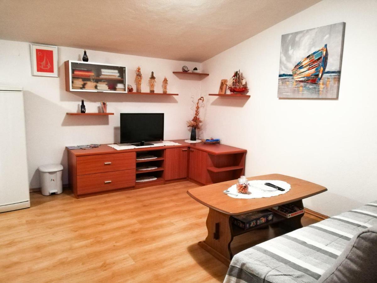 Apartments Branko Starigrad Paklenica Exteriör bild