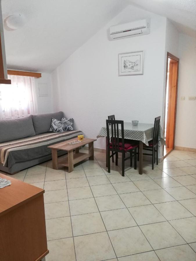 Apartments Branko Starigrad Paklenica Exteriör bild